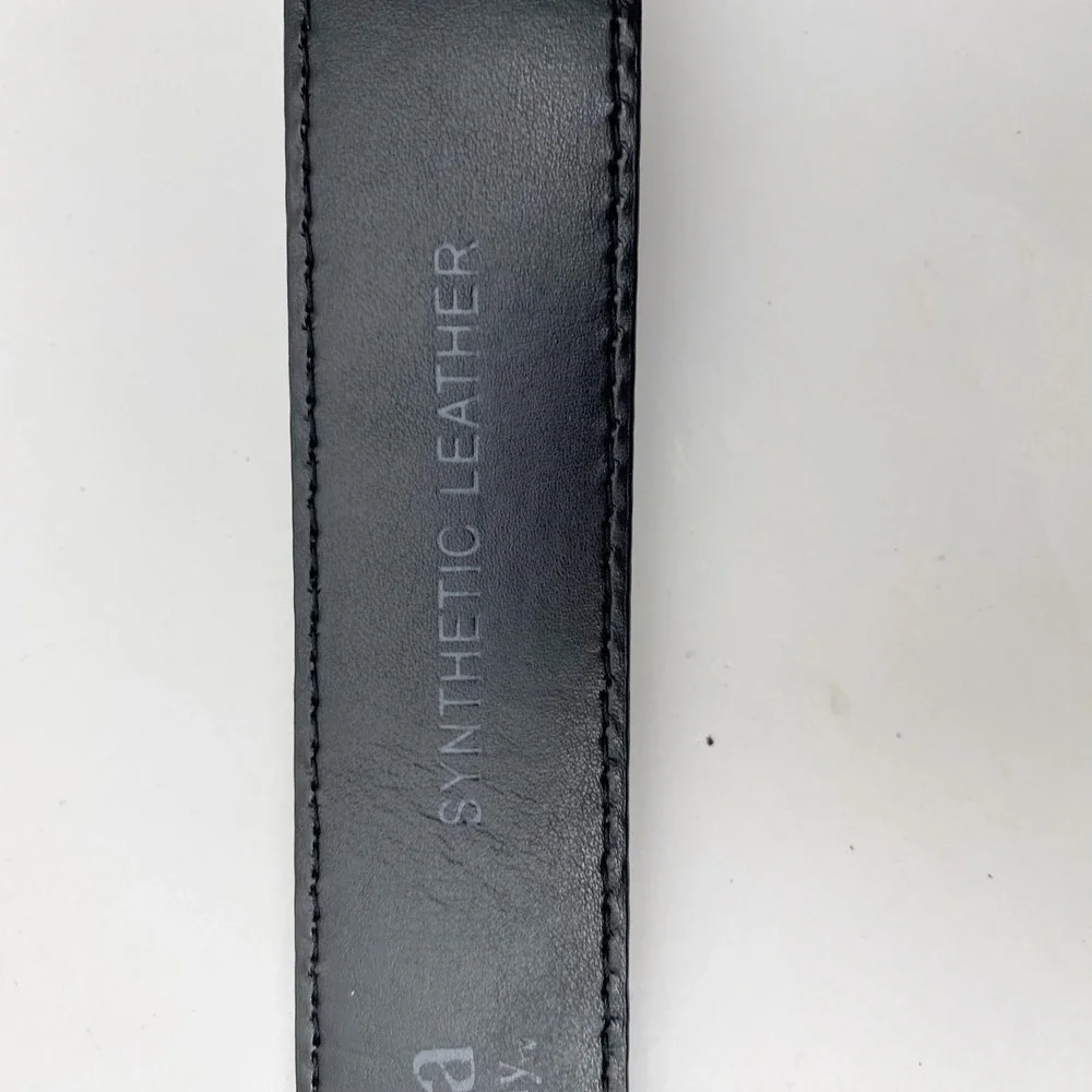 Columbia Black Synthetic Leather Belt Mens Size 40‎ Brushed Silver Buckle